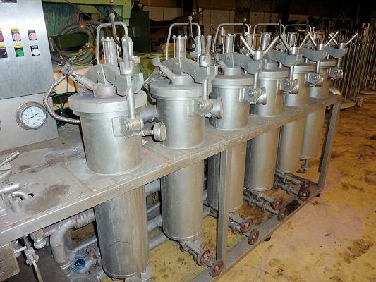 Pozzi, Lab Cone Dyeing Unit, 1999, 6 Cylindric Containers, High Temperature 140 C, Max 24 Bobbins