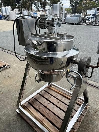 Stainless Steel Scrape Agitated Mix Kettle, 40 Gallon, Electrically Heated, Tilt