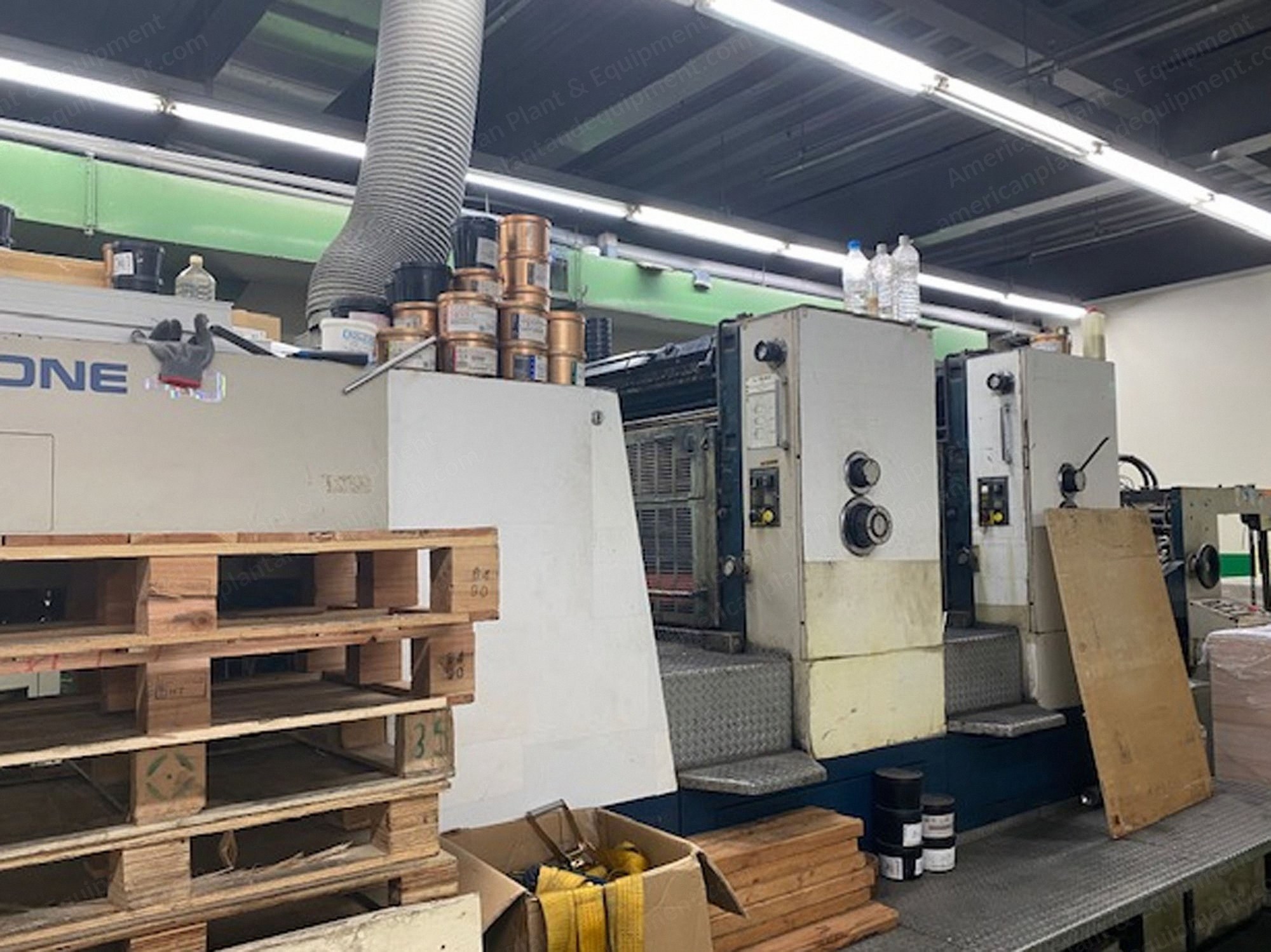 Komori, L240, 1993, 2 Colors, Komorimatic Dampening, High Delivery