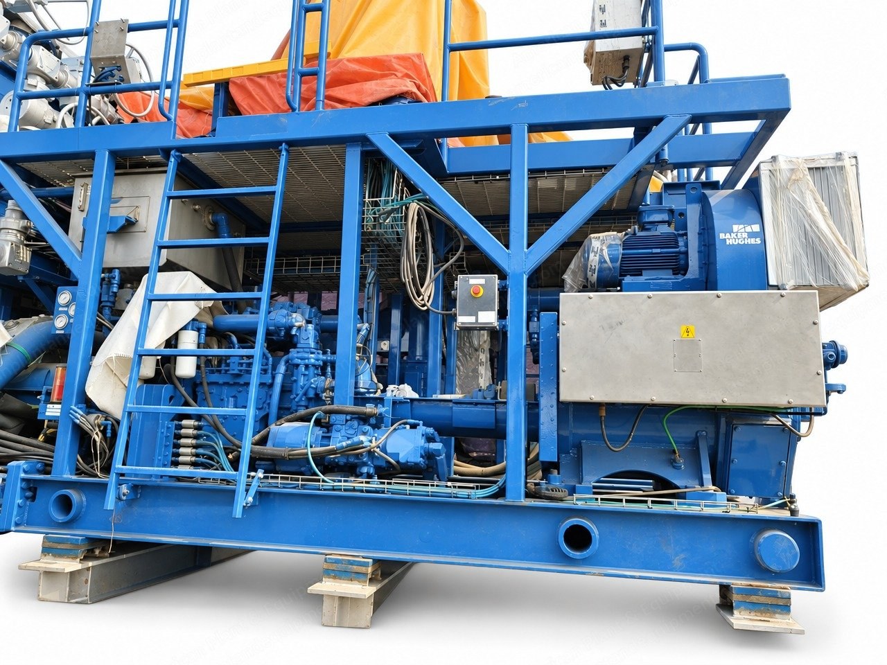 Baker Hughes, Cementing Unit, 2014, 10,000 PSI, 10 bbl/min, 25 bbl Slurry Tub, ADC, Skid Mounted, Unused