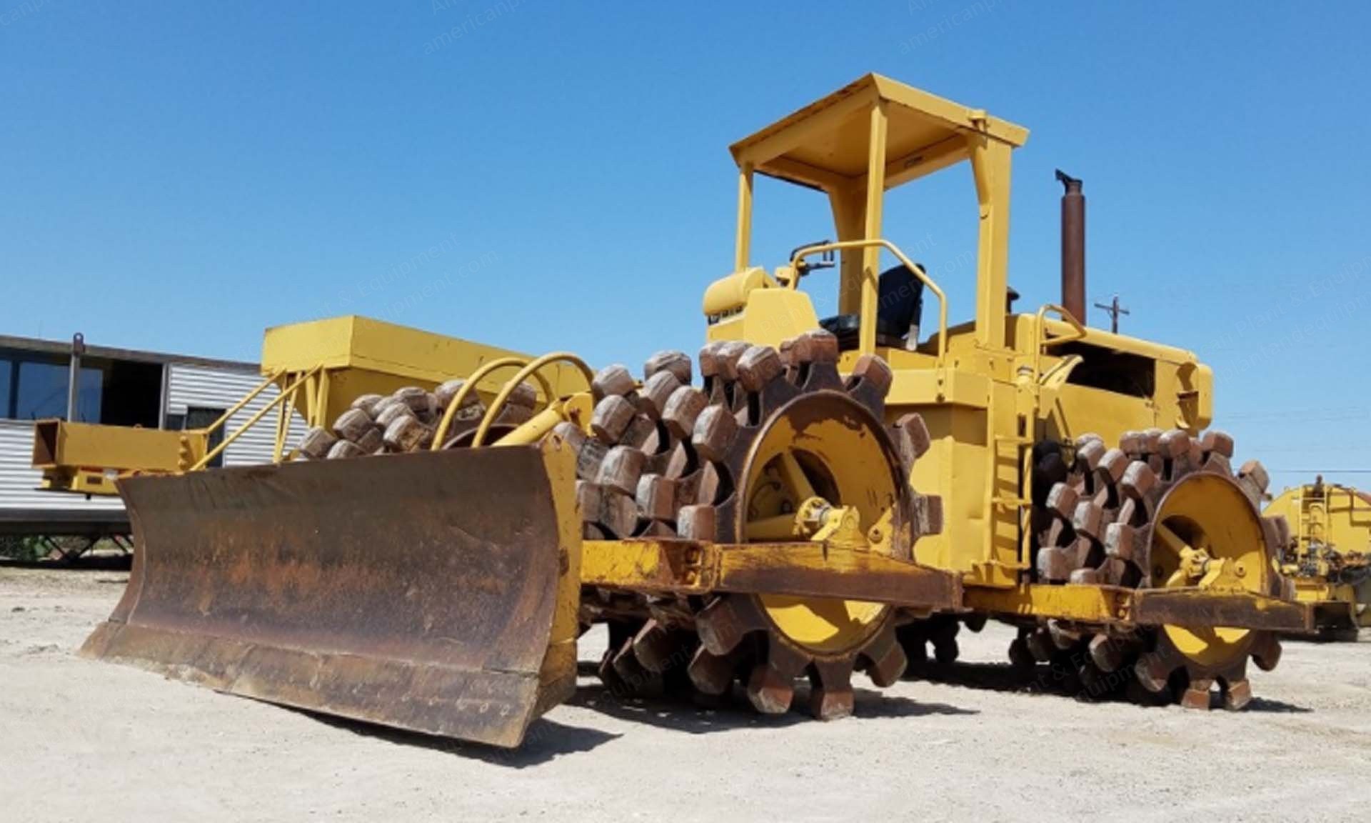 Caterpillar, 815, 1980, 170 HP, 36" Padfoot Drums, 4WD