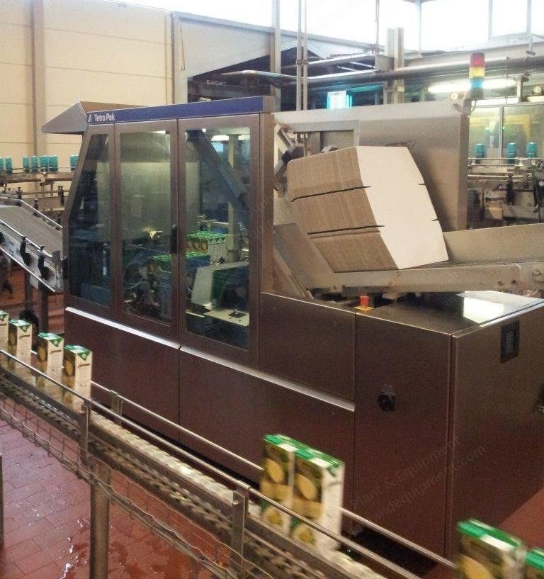 Tetra Pak, TBA/8, 1997, 1000 ml Slim Line, 6000 pph, with PT/8 Pull Tap and TCAP/47 Screw Cap Applicators