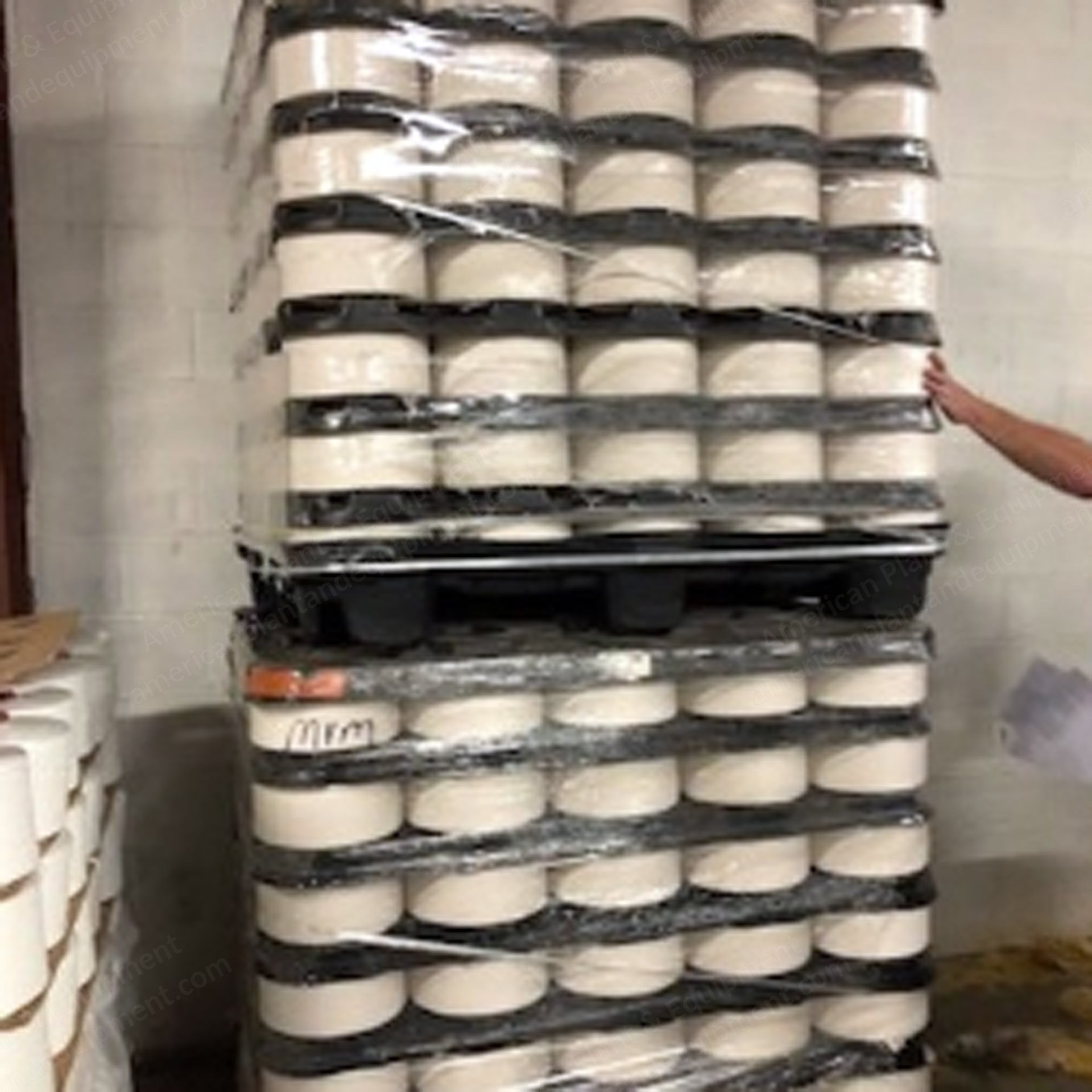 300,000 lbs of Yarn, Cotton-Wool-Nylon-Poly-Acrylic, Full Cones