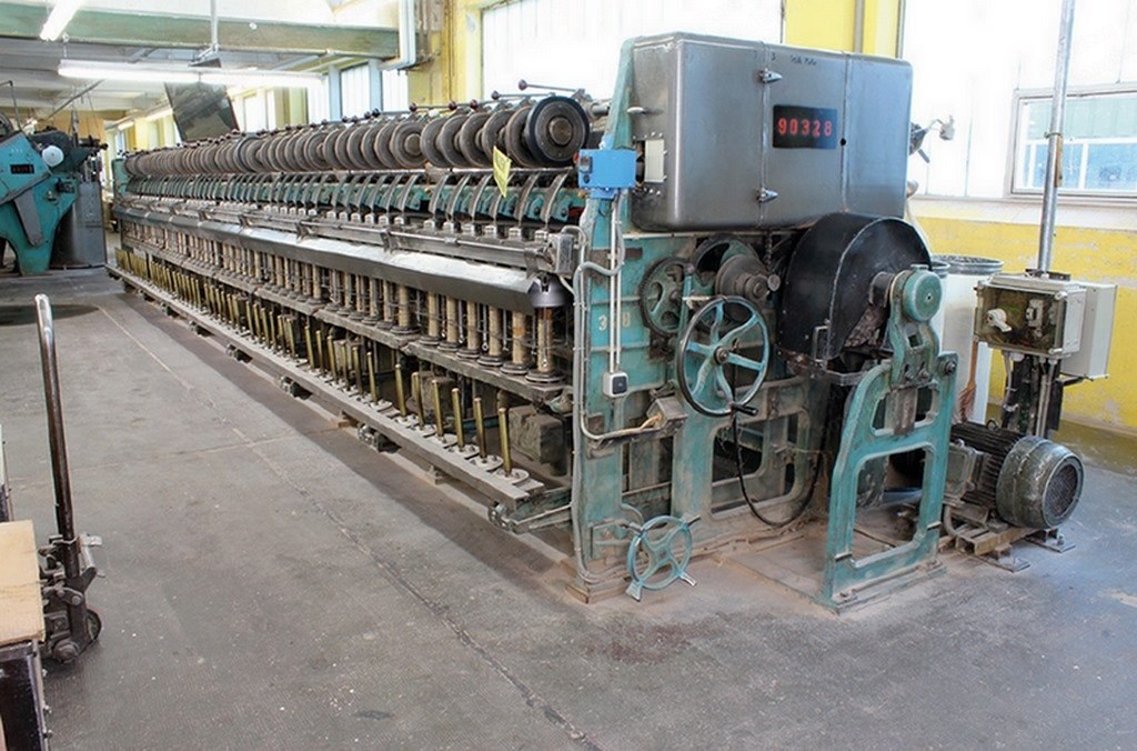 Mackie Bast Sisal Fiber Spinning and Twisting Machines, 1957 to 1964, 24 to 36 Spindles