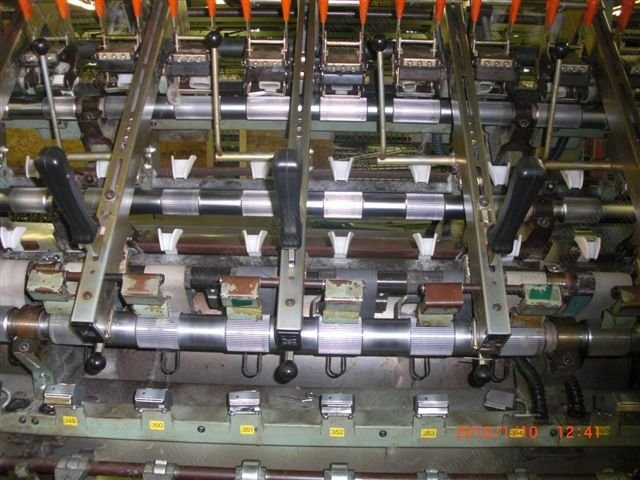 Schlumberger Semi-Worsted Spinning Frames, 400 Spindles, 90mm Ring Diameter, Auto Doffing