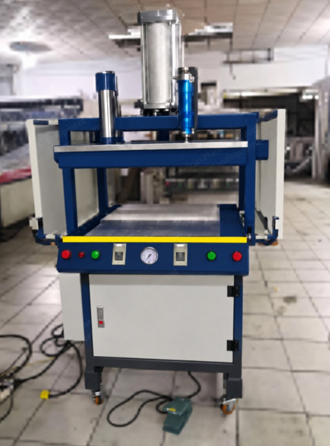 NovaStar, GN133, Pillow Pressing Machine, 1000mm Sealing Width, 1.5kW, 4 pcs/min