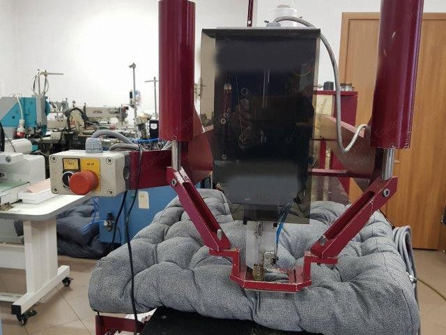 Martin Mechanic, MAS493/78, 1995, Circle Tack Quilting Machine, Arm Length 1500mm