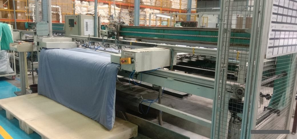 Hauser, SNA 3300, 1998, 2600x2400mm Stitching Dimensions, Pfaff Sewing Head, 4500 stitches/min