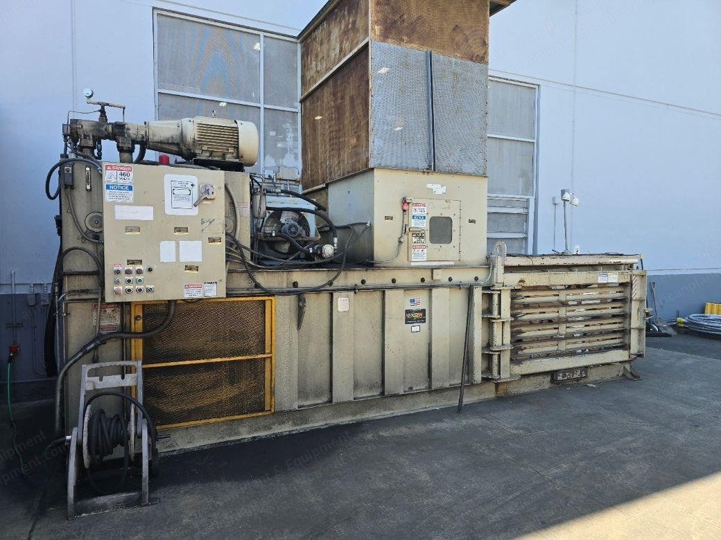 Marathon, SE-504842-830, 2004, 30 HP, 48x42x72" Bale Size, 8" Cylinder