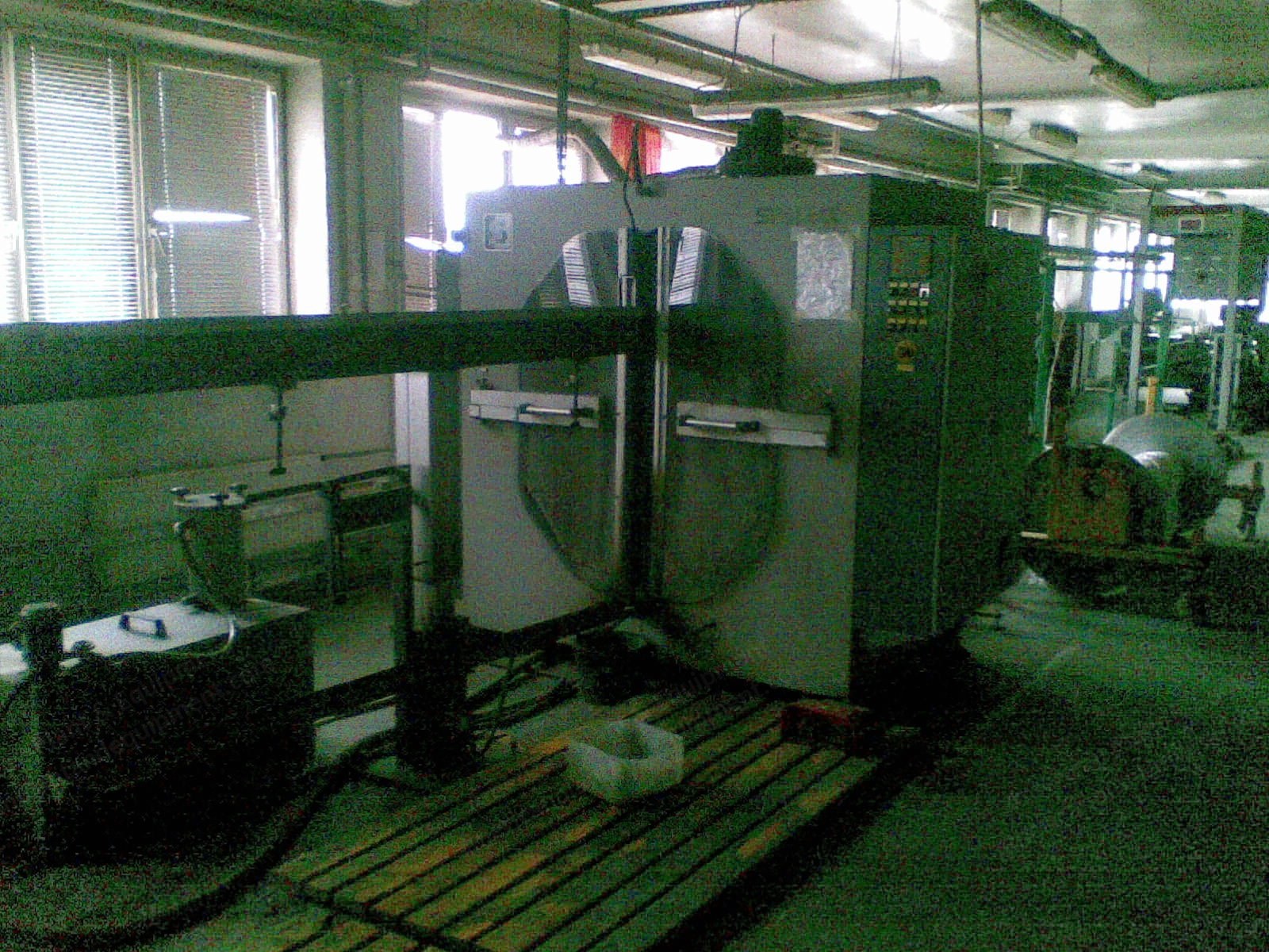 Spaleck, M3B-N, 2003, Automatic Cleaning Center, Mechanical and Chemical Cleaning, Capacity 25000 Heddles/h