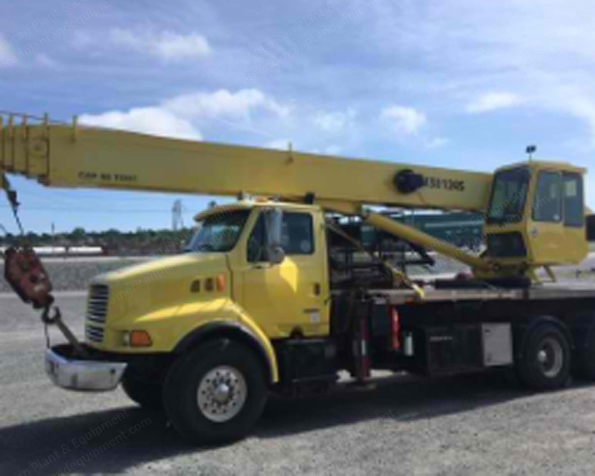 Manitex, 38124SHL, 2000, 38 Ton Capacity, 124 Foot Boom, 31 Foot Jib