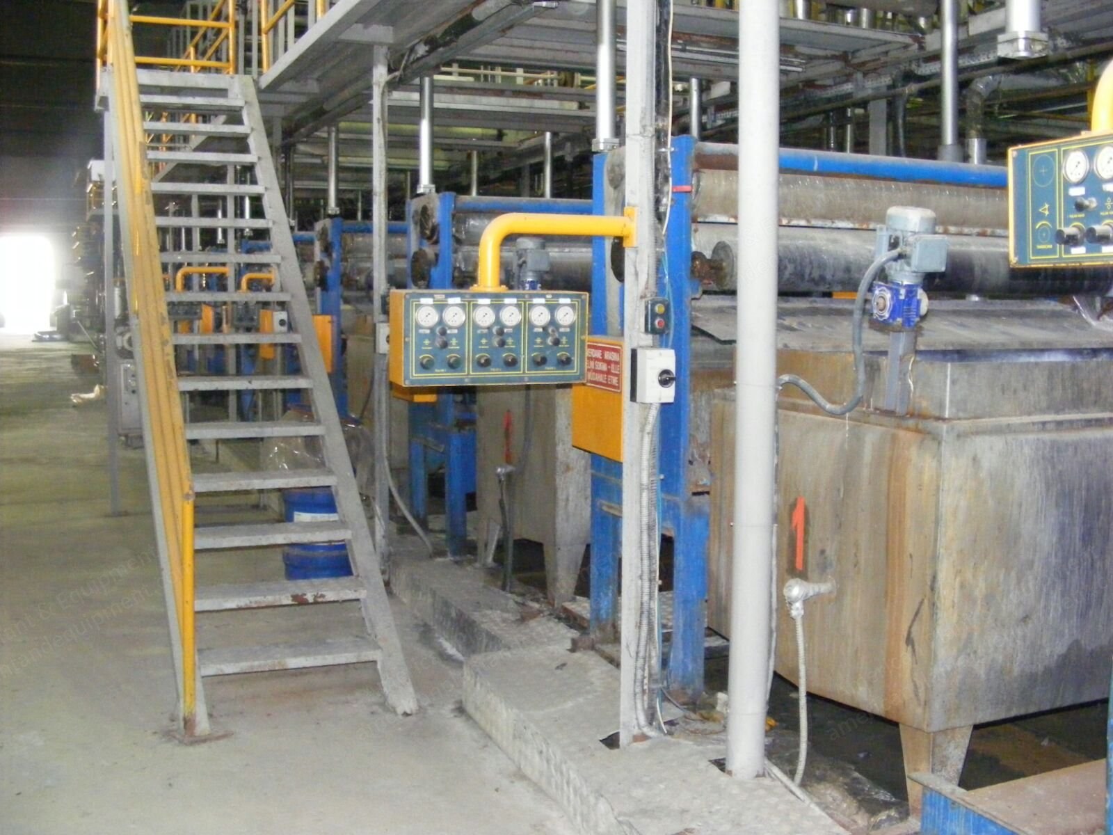 Ira Griffin, Indigo Slasher, 2000, 170cm Working Width, 13 Chambers, 16 Beams Capacity Creel