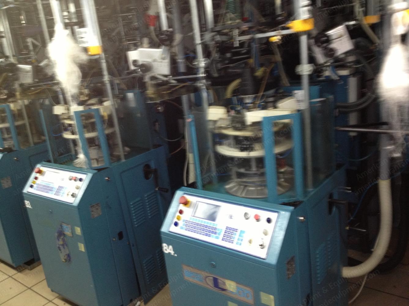 Lonati, L 510, 2002, Pantyhose Machine, 4" Cylinder, 400 Needles, 32 Gauge