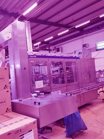 Tetra Pak, Helicap23 1000 Slim Version 300, 2013, Cap30 Flex Applicator, 14600 Hours, with 10m Conveyors