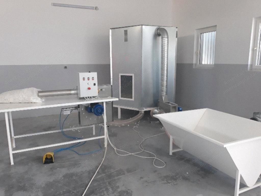 Pillow Filling Machine, 2000mm Working Width, 150 kg/h Capacity, 5 kW