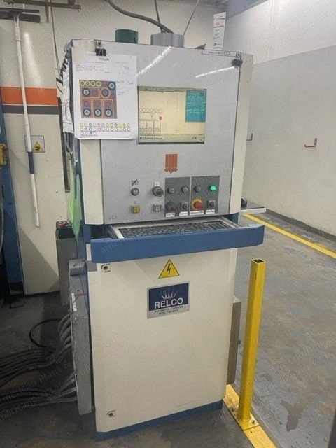 Atom, Flashjet 1600, 2000, Waterjet Cutter, 5x5 ft Dual Tables, 3 inch Max Cut Height
