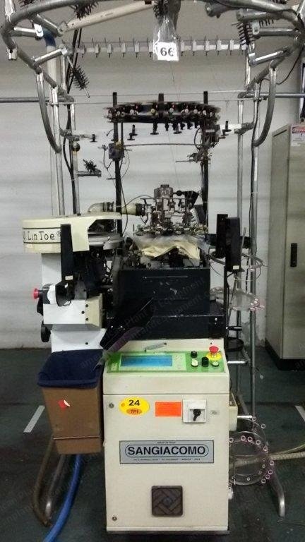 Sangiacomo, Fantasy New 2-V, 2001, 120 Needles, 3 3/4" Cylinder, Small Sock Size