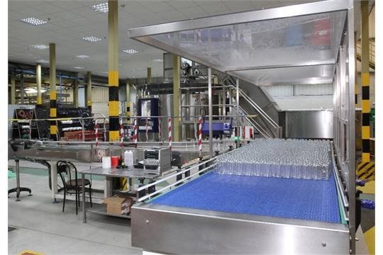 Farason, Ponchi, Zalkin Bottling Plant & Push Capper, 150-160 bpm, 20 Head Volumetric Filler