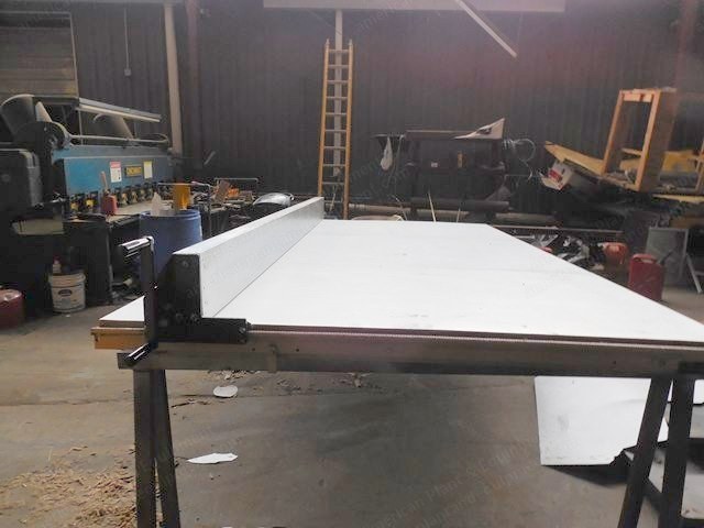 Edge, E-3, Vertical Foam Cutter, 48 inch Throat Height, 72 inch Throat Depth, Two 6x11.4 ft Tables
