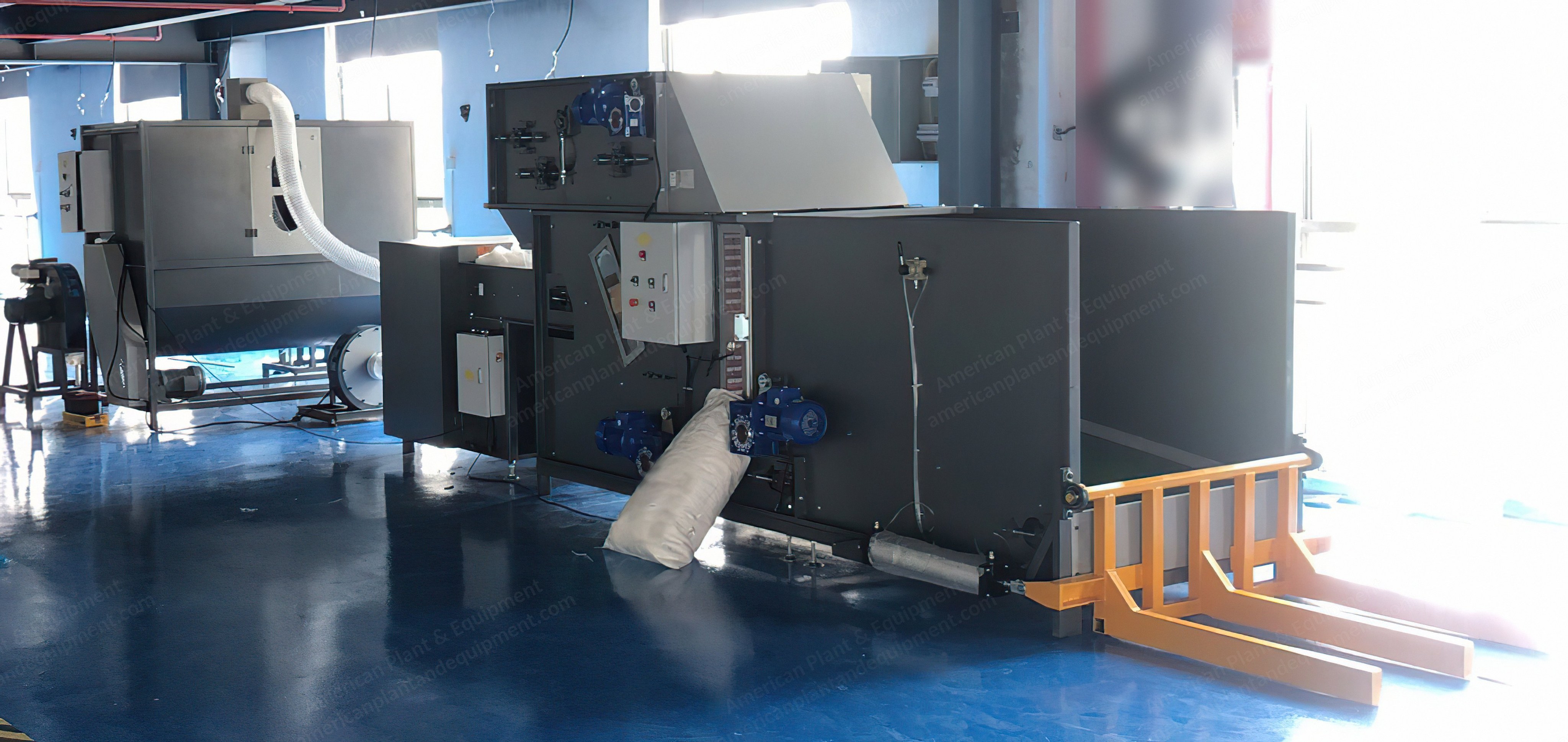 Quadrapus, Bale Lifting System, Pneumatic, 800 lbs Capacity