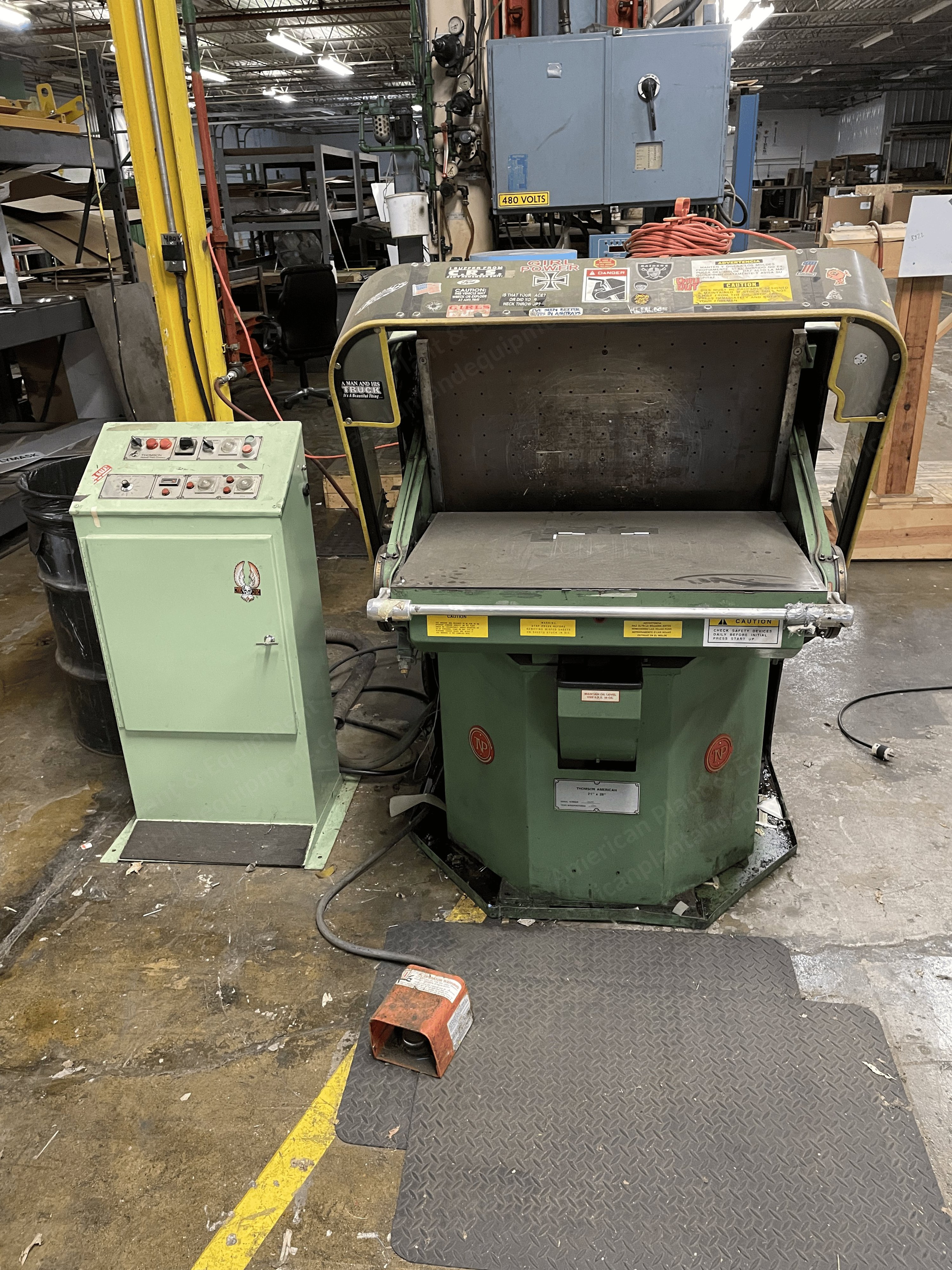 Thomson, Die Cutter, 1993, 21x28 in, 220V