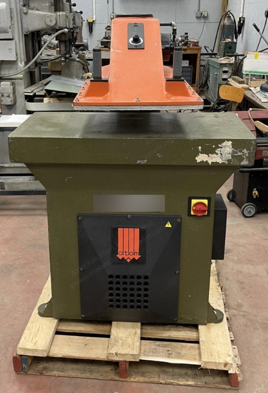 Atom SE 25 Clicker Die Cutter