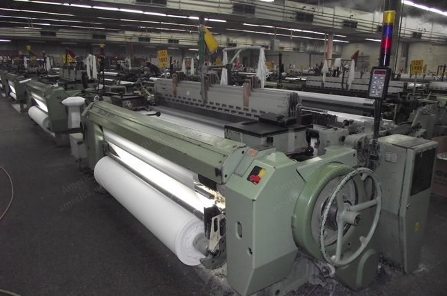 Sulzer, P7100, 1990, 73" (1854mm) Width, Staubli Dobby, 2 Colors