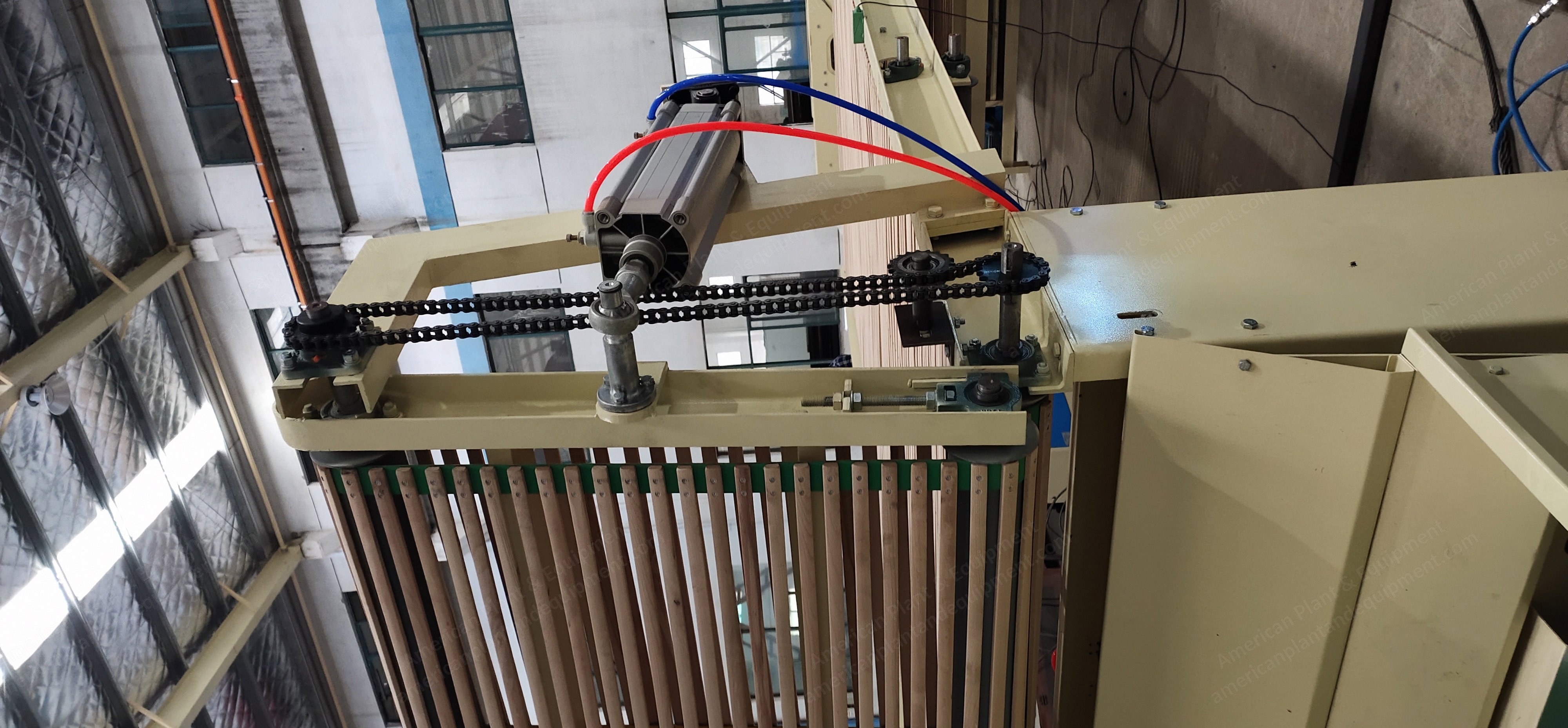 NovaStar, PC217, Crosslapper Transition Apron, Vertical Folder Lapper, Wooden Belt, Automatic Pillow Stuffer, with Controls