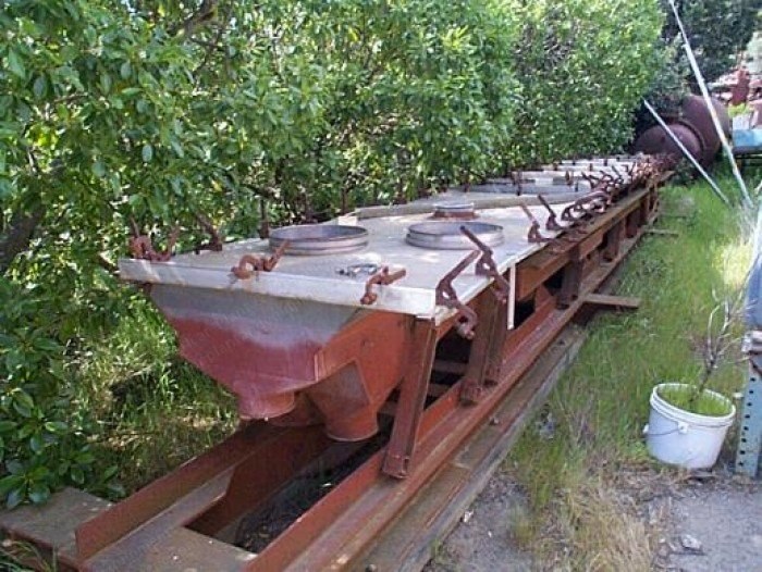 Carrier, Vibrating Pan Conveyor, 18" x 26', Stainless Steel, 15 HP