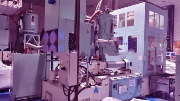 Aoki, SBIII 250LL-50S, 2005, PET Injection Stretch Blow Moulding Machine, with Dehumidifying Dryer