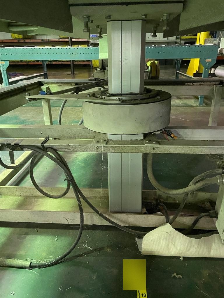 Spuhl Anderson, Tape Edge Machine, Queen Size, Pfaff 5625 Sewing Head, 62x81.5 Inch Table